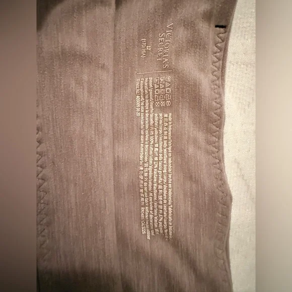 Victoria's Secret Rose Pink Leggings - Picture 4 of 4